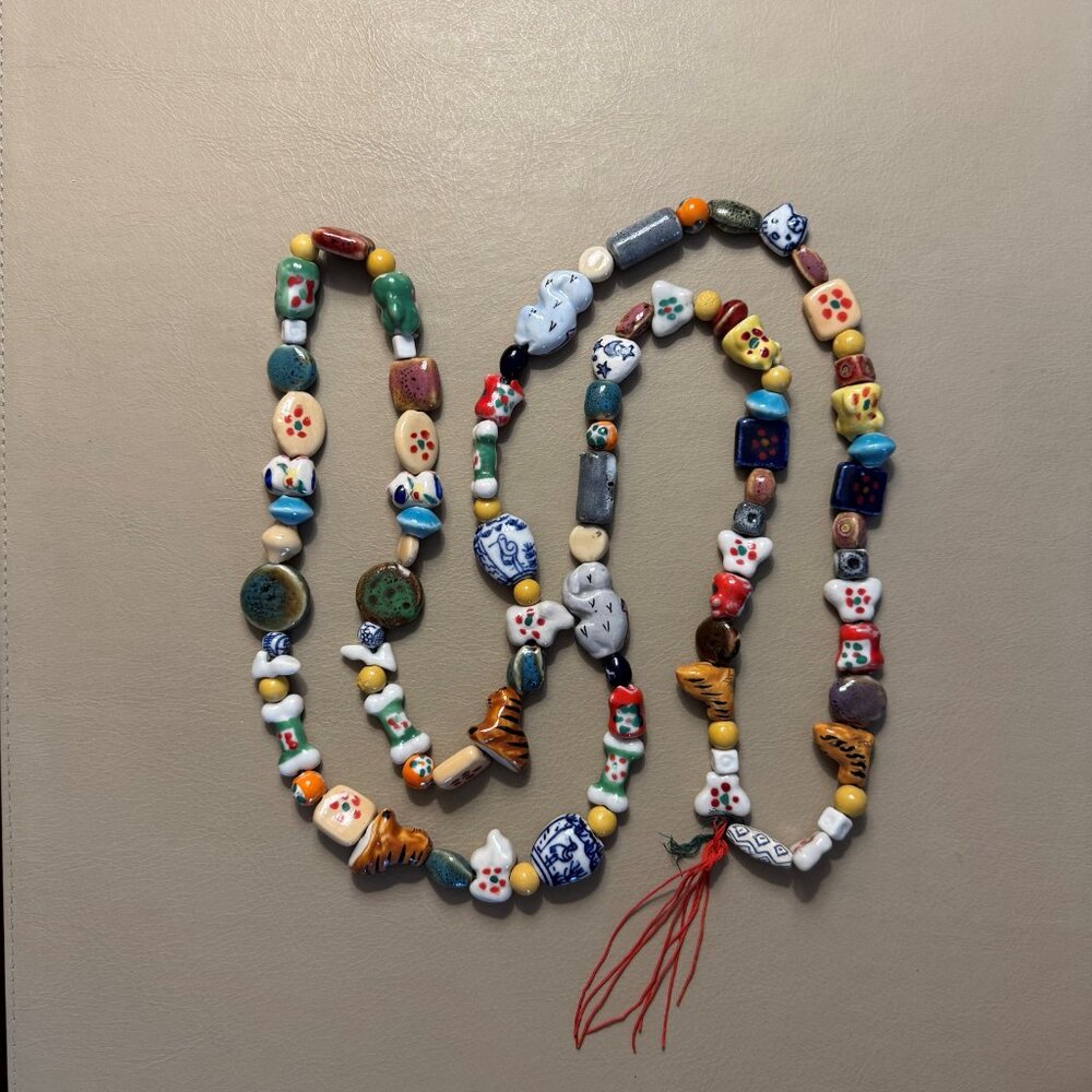 Chinese figurine ceramic beads